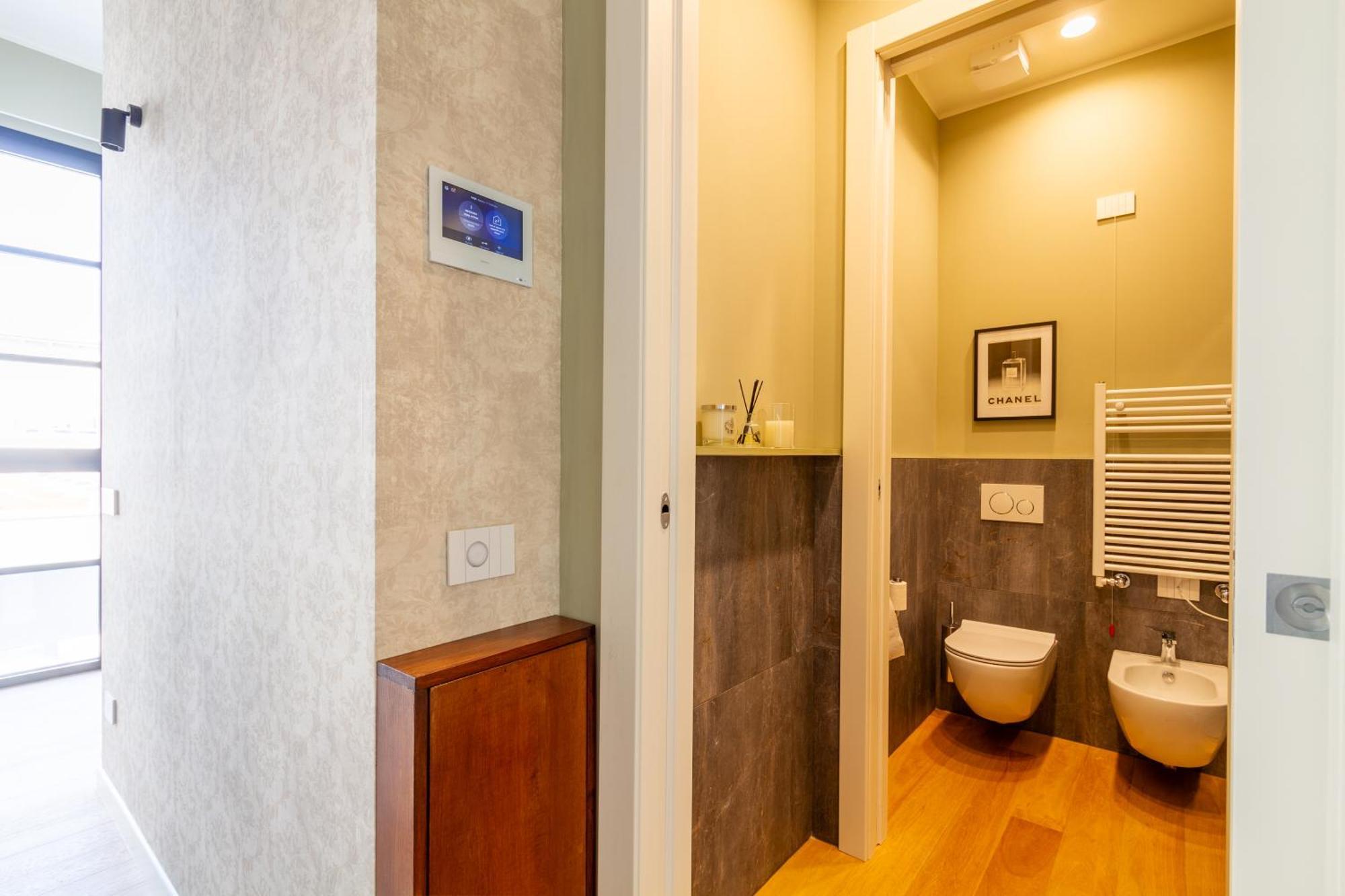 Urban Luxury - Bright And Central Apartment Milano Eksteriør billede
